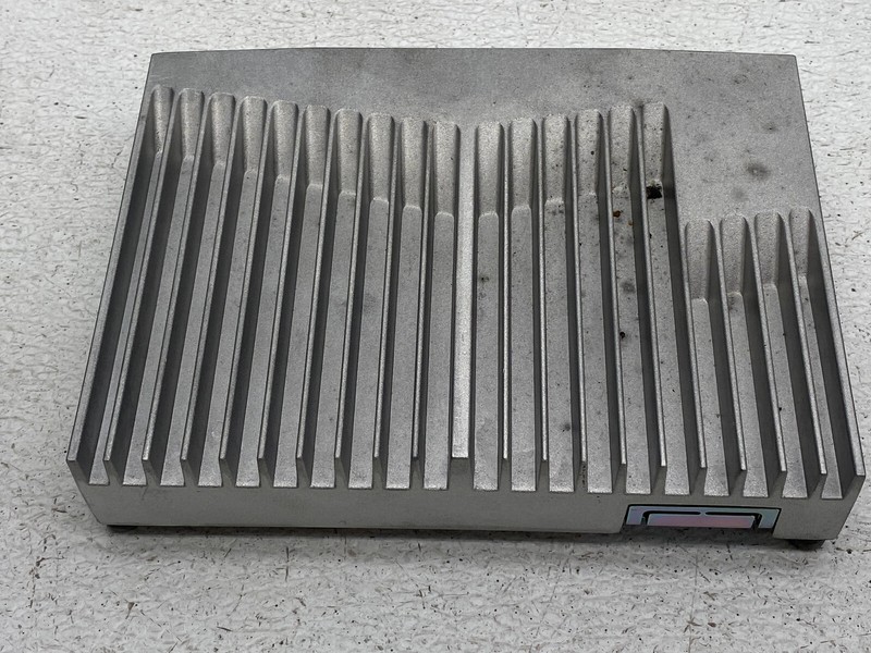 2017-2020 JAGUAR F-PACE AUDIO SOUND AMPLIFIER OEM LOT668