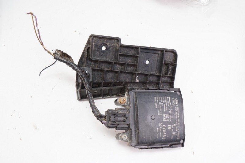 LINCOLN MKZ Rear Left Blind Spot Radar Sensor Monitor OEM 2017 - 2020