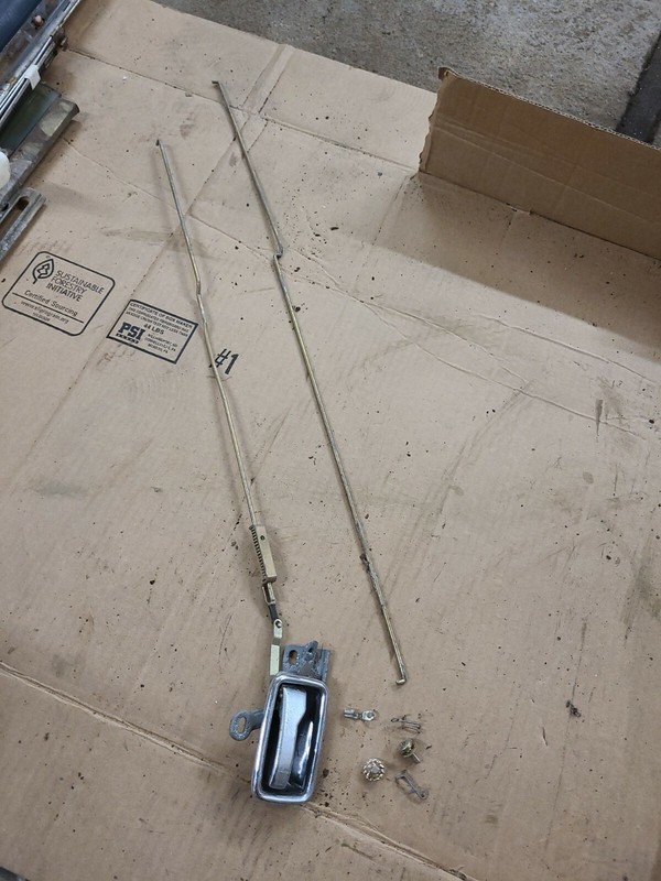 MERCEDES BENZ 220 D/8W115 LEFT REAR DOOR HANDLE INTERIOR