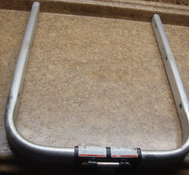 2005 SKI-D00 Expedition GSX 550F Snowmobile Bombardier Rear Back Grab Bar Rail