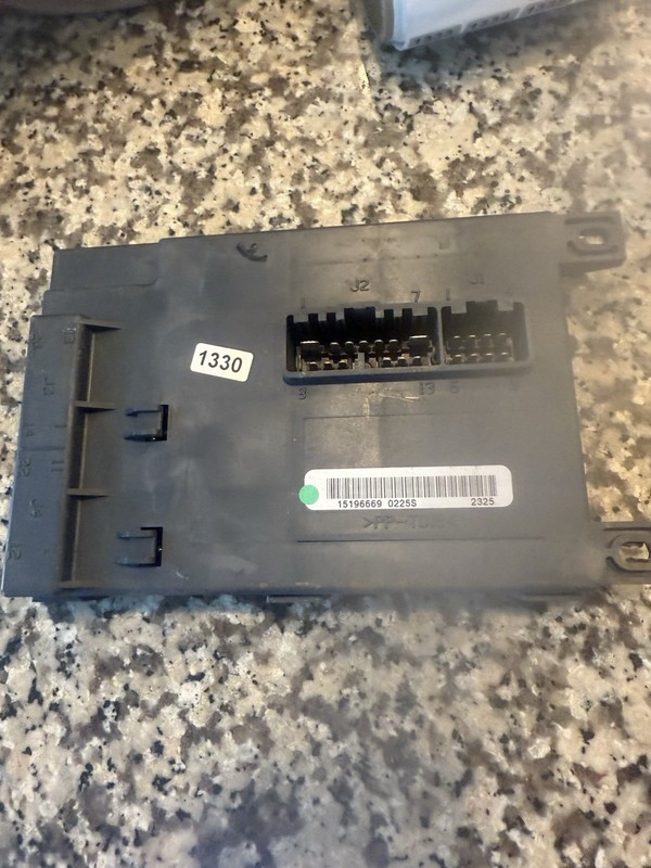 OEM 03 - 06 GM GMC Passenger Seat Switch Control Module Trucks SUV 15196669 04