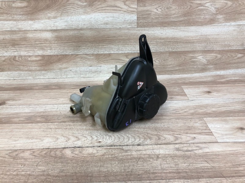 MERCEDES BENZ R171 SLK280 SLK350 OEM FRONT RADIATOR COOLANT EXPANSION TANK 05-11
