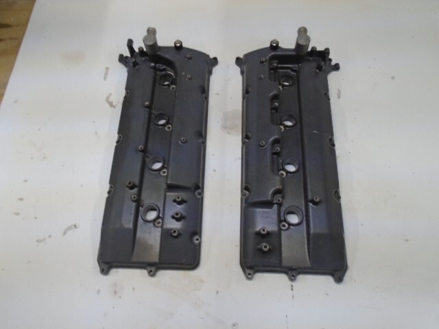 PAIR F350 350 hp YAMAHA OUTBOARD CYLINDER HEAD COVER 1/2 6AW-11191-11192-10-00