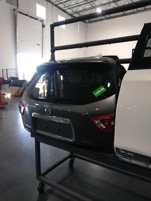Used Deck Lid fits: 2020 Nissan Pathfinder 3.5L manual lift Grade C