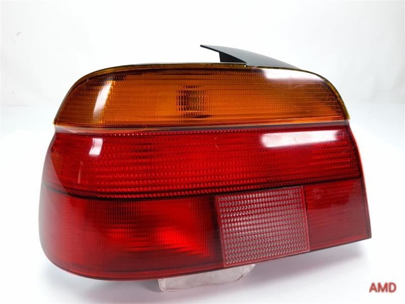 1997 BMW 540i 528i 525i 530i E39 Early Driver Rear Left Taillight 63218363559