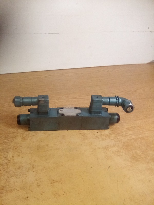 Rexroth 4WRA 6 M05-10/24Z4/M196 Valve