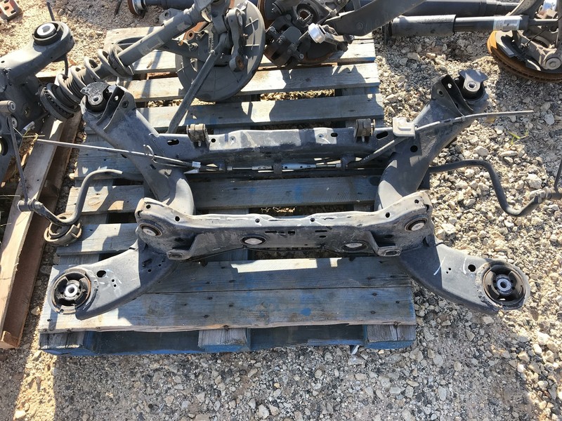 15 16 DODGE CHALLENGER REAR SUBFRAME OEM CRADLE 3.6 LITER