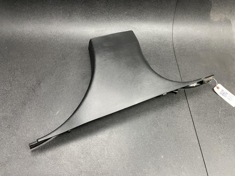 Center Right B Pillar Lower Trim Panel 2018 Jeep Grand Cherokee 2011 2012 - 2021