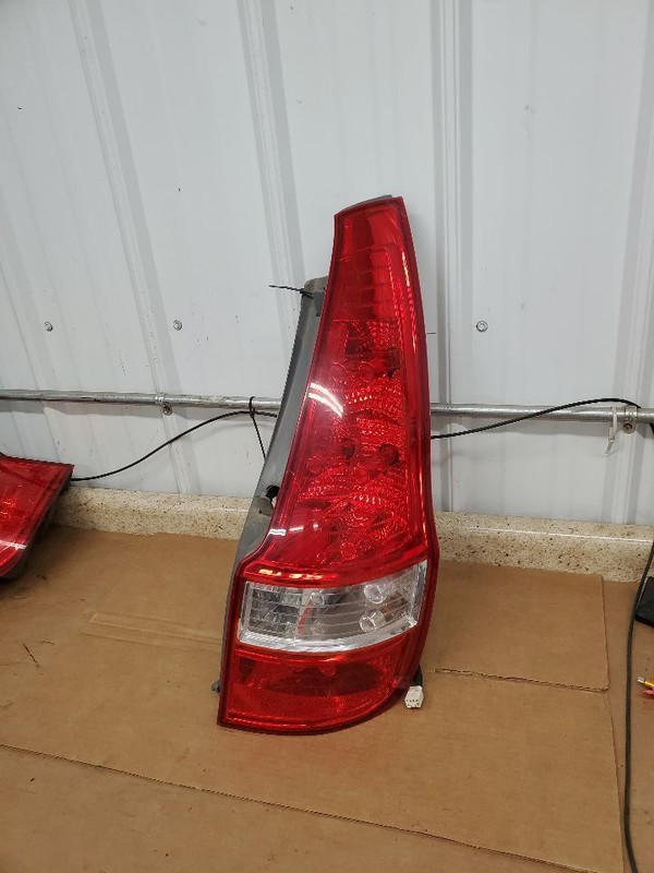 Passenger Tail Light Station Wgn Quarter Mounted Fits 09-12 ELANTRA 291616