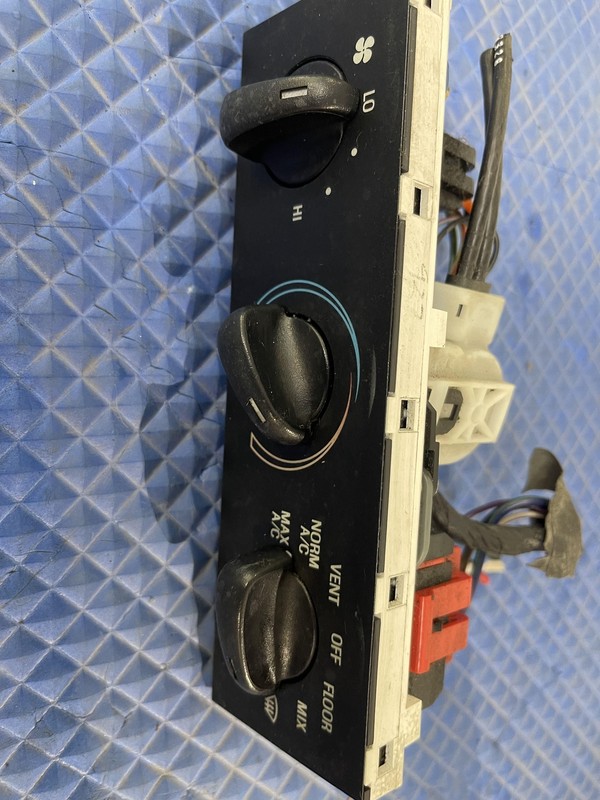 1994-1998 Ford Mustang GT Climate Control Assembly Tested Oem
