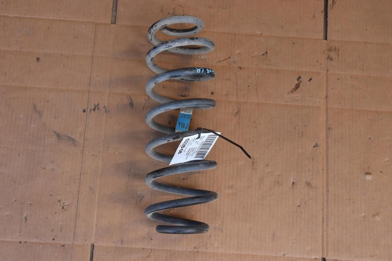 2007-2014 GMC YUKON 6.2L AWD REAR LEFT SIDE SUSPENSION COIL SPRING OEM