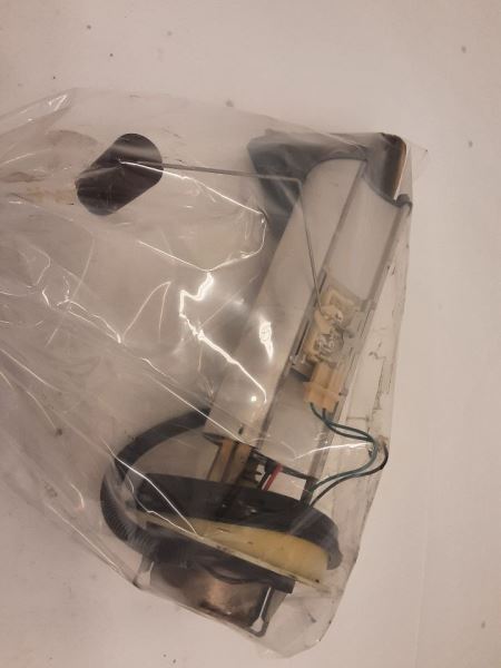 1997-2002 Jeep WRANGLER Fuel Pump Assembly Includes Sender