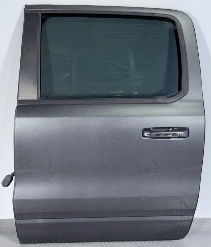 ✅ 2019-26 RAM 1500 5th CREW CAB OEM COMPLETE DOOR REAR LEFT Gray PAU DRIVER SIDE