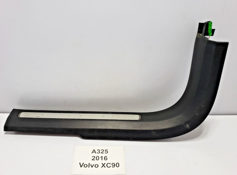 ✅ 2016-2024 OEM Volvo XC90 Front Left Driver Side Sill Scuff Plate Trim Cover*