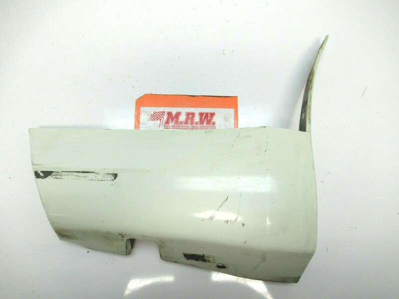 RIGHT REAR SIDE SKIRT ROCKER MOLDING BOTTOM QUARTER TRIM CAP END 05 06 G35 WHITE