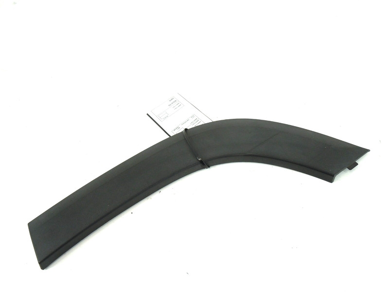 2019 19 GMC Terrain Rear Quarter Wheel Arch Flare Moulding Driver Left OEM
