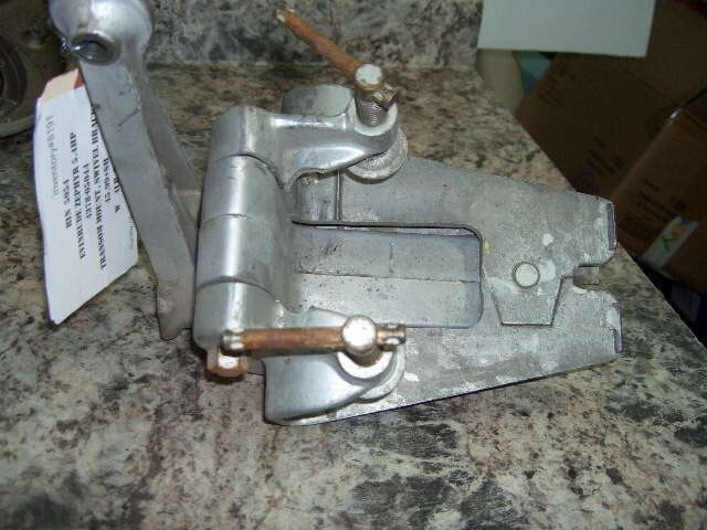 Evinrude zephyr 5.4hp transom mount bracket outboardboat motor part bin 5054