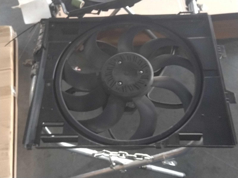 2017 BMW 330I Engine Cooling Fan Motor OEM Grey 133K Miles NJ25-27182-690661