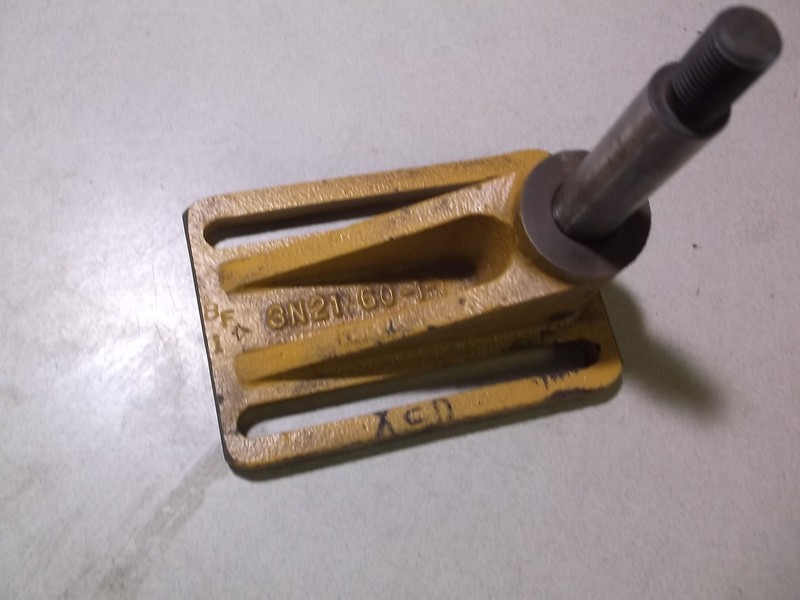 Caterpillar 3N21 60 1-1 Shaft and Base *FREE SHIPPING*