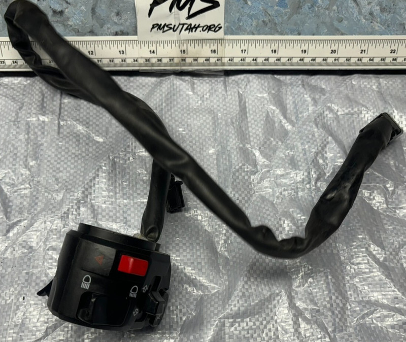 2014 Kawasaki Ninja EX650 Left Switches Controls Turn Lights LH EX 650 E 650E A1