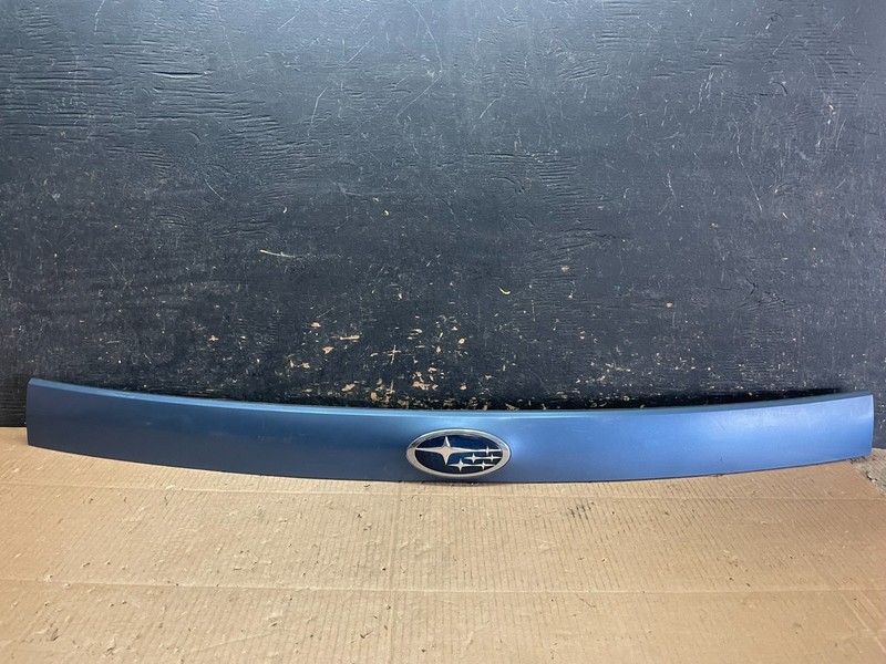 2009 - 2013 Subaru ForesterLiftgate Tailgate Trunk Trim Molding y1927 DG