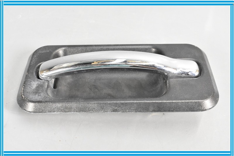 HUMMER H2 REAR LEFT DRIVER SIDE EXTERIOR DOOR HANDLE OEM 2003 - 2006