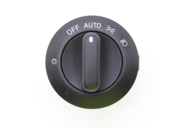 17-24 Nissan TITAN Platinum Headlight Switch