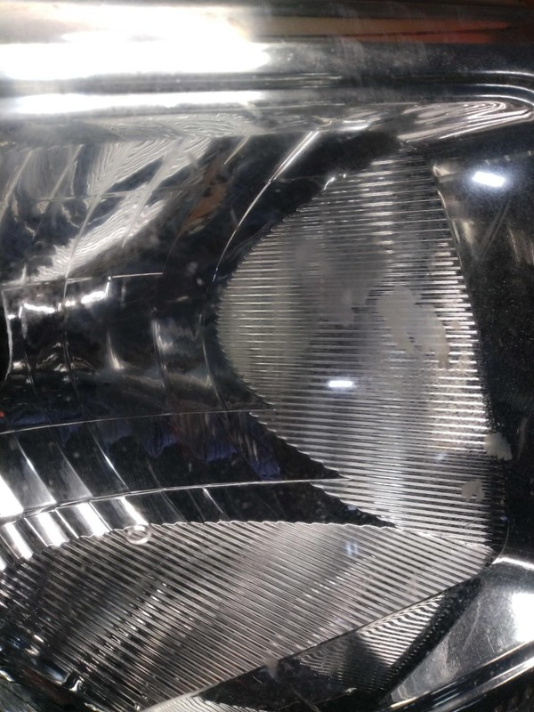 2011 Ford F150 Right Headlight Assembly Black Used Light Hazing & Scratches