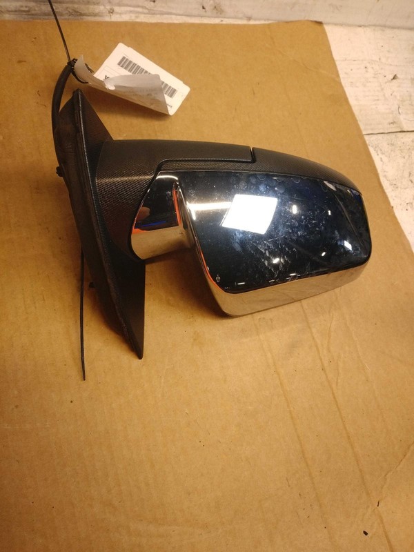 2016 GMC Terrain Right Door Mirror Assembly Grey OEM 464377 93K Mileage