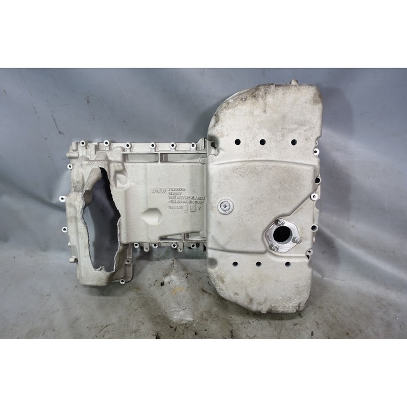 DAMAGED 2008-2013 BMW E90 M3 S65 4.0L V8 Engine Oil Pan w Hole OEM