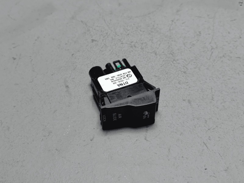 2022 FREIGHTLINER CASCADIA DASH FIFTH WHEEL SLIDE AIR ROCKER SWITCH VALVE OEM