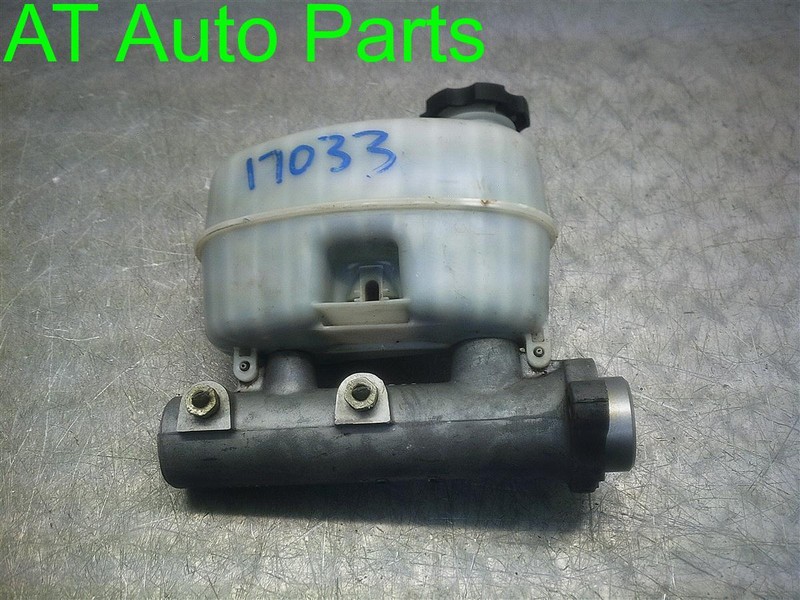 04 05 06 CHEVROLET SUBURAN 1500 BRAKE BOOSTER MASTER CYLINDER OEM 541-01250
