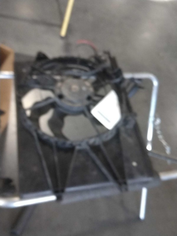 2015 Kia Sedona Engine Cooling Fan Motor OEM 3.3L 104k Mileage - Blue