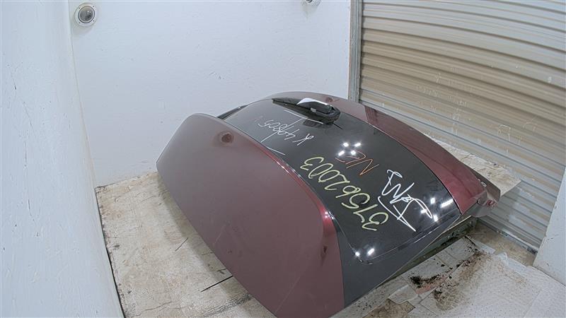 Used Deck Lid fits: 2021 Genesis Gv80 rear view camera power opening tailgate w/