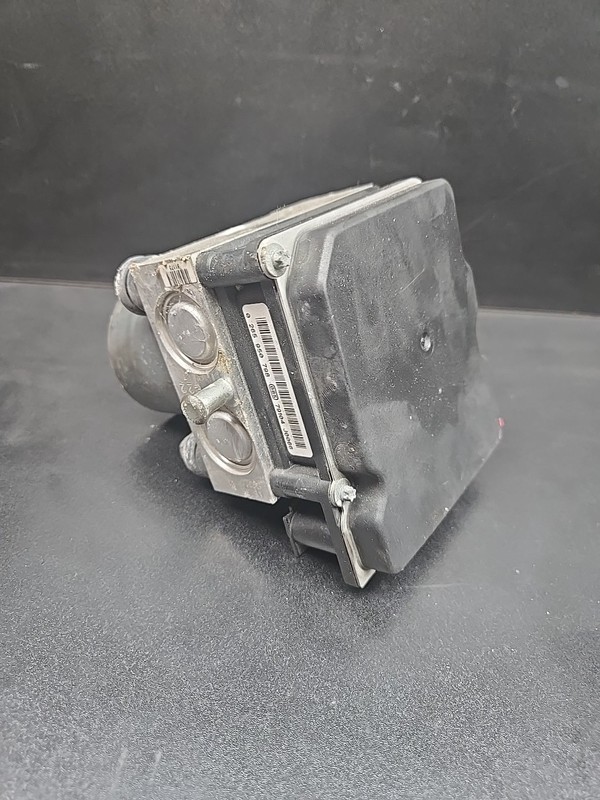 2004-2008 Maserati Quattroporte M139 ABS Anti Lock Brake Pump Module