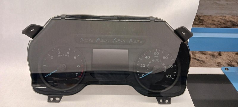 2015 FORD F150 XL Speedometer cluster MPH w/4.2" screen 62k miles OEM 15
