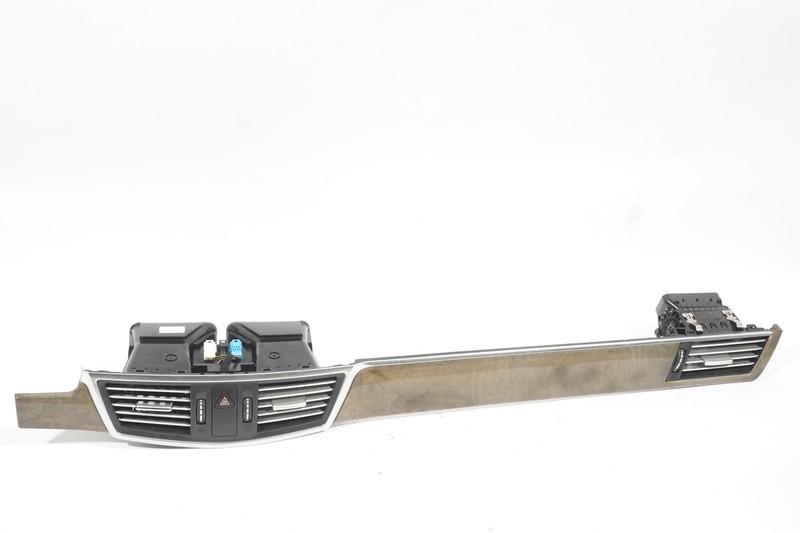 10-13 Mercedes Benz E350 W212 Center Dash AC Air Vent Hazard Light Assembly OEM