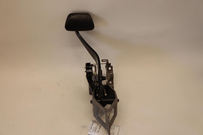 2010-2015 CHEVY CAMARO PARK PARKING BRAKE PEDAL PAD OEM