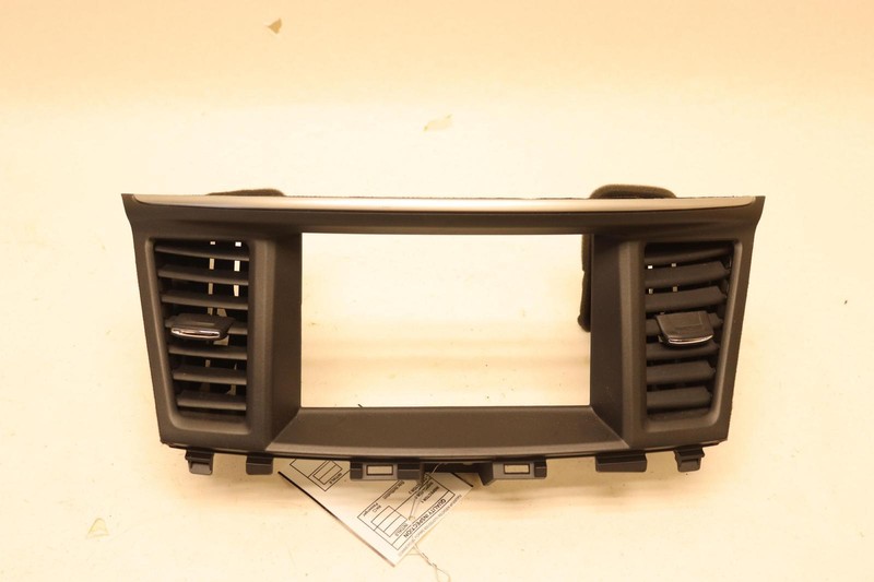 2016-2020 INFINITI QX60 DASHBOARD RADIO BEZEL TRIM COVER W/ AIR VENTS OEM