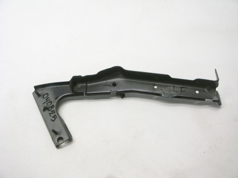 08-17 AUDI 8T A5 S5 COUPE CONVERTIBLE LEFT FENDER VERTICAL BRACKET SUPPORT 04082