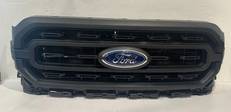 OEM 2021-2023 FORD F150 XLT GRILLE ML34-8200