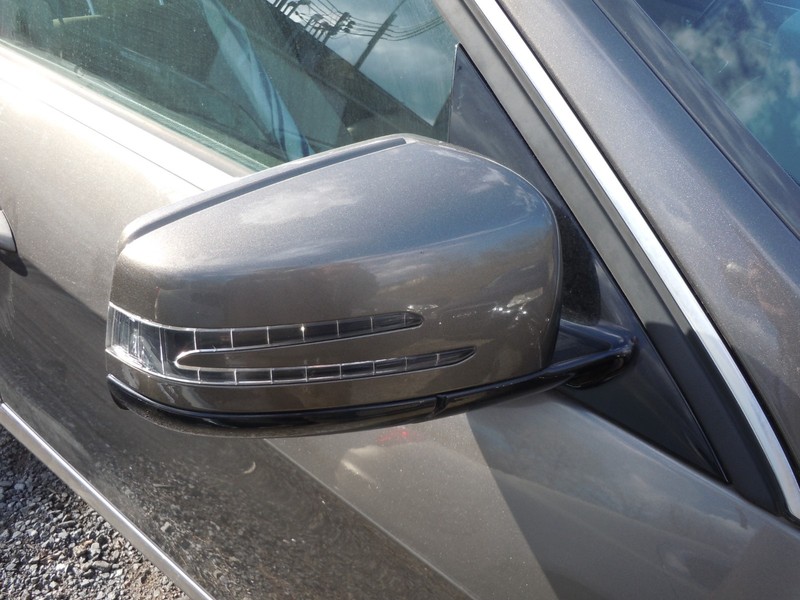 2010 10 Mercedes-Benz E350 Sedan Power Door Mirror Passenger Right W/O BSA C963