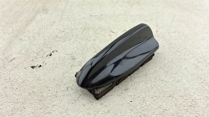2016 - 2025 VOLVO XC90 REAR ROOF SHARK FIN RADIO ANTENNA MODULE OEM