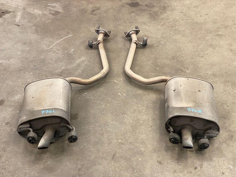 2016-2017 LEXUS GS200T LEFT & RIGHT SIDE EXHAUST MUFFLER PIPE OEM LOT776