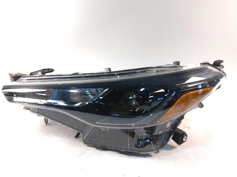 2023 Toyota Corolla Cross Left Headlight Assembly Green OEM Used 18000 Miles