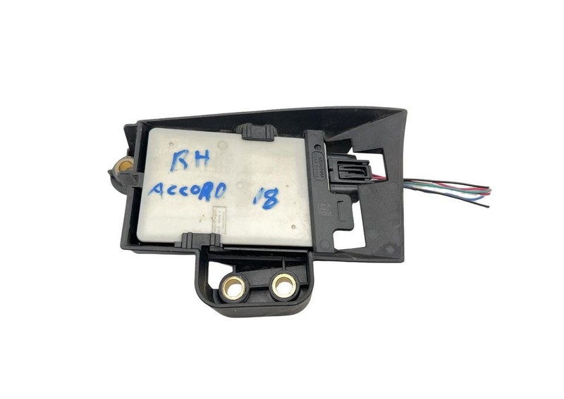2018-2020 Honda Accord Right Passenger Side Blind Spot Alert Radar Unit