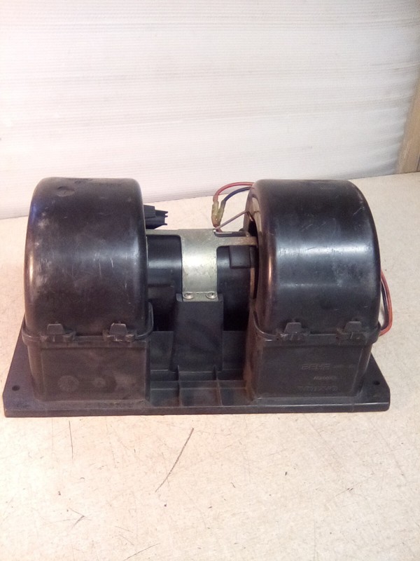 Volvo Behr A6144002 12V Blower Motor