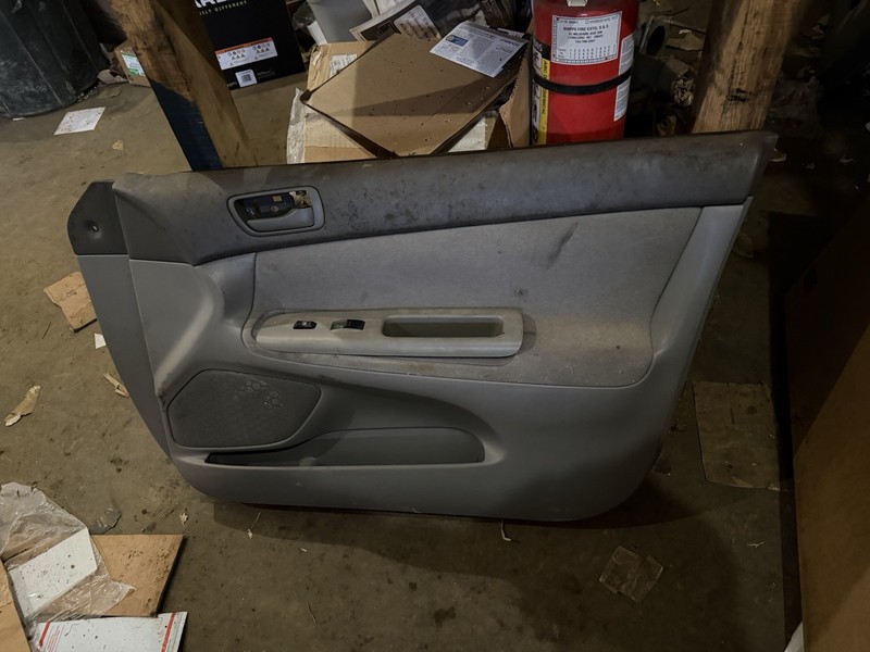 02-06 TOYOTA CAMRY OEM RH PASSENGER SIDE GRAY DOOR PANEL CARD