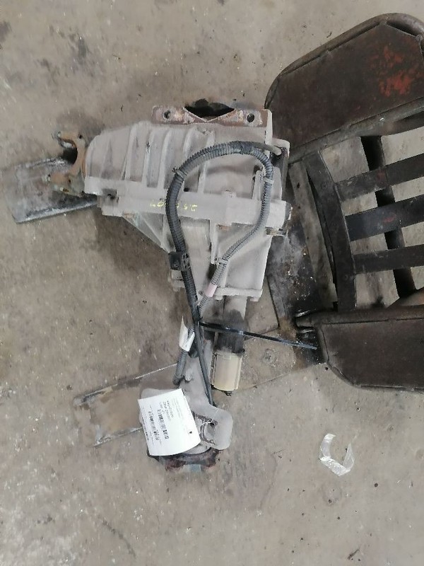 Differential Carrier Front 3.08 Ratio Opt GU4 Fits 15-20 SUBURBAN 1500 1640094