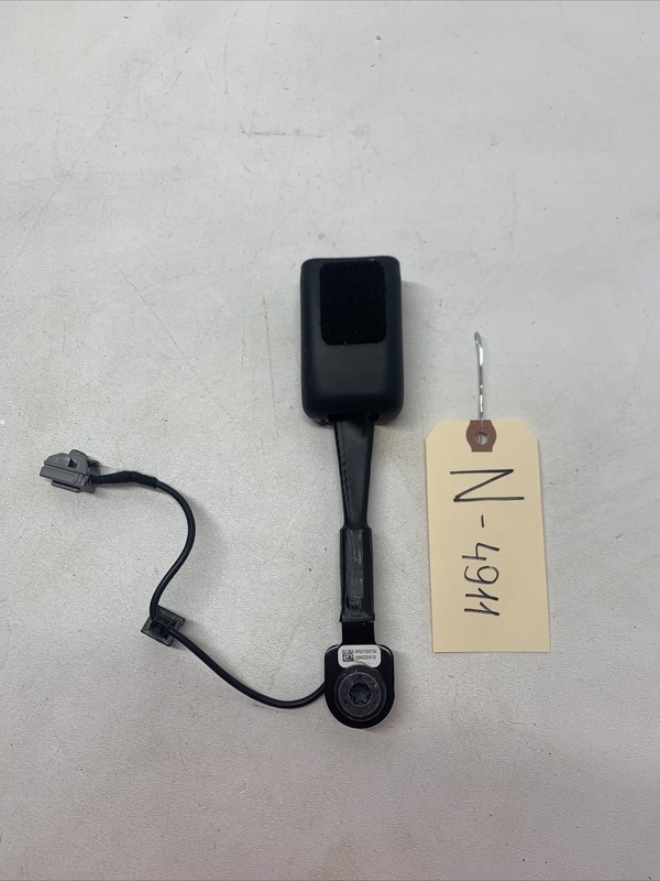 2020 2021 2022 Tesla Y 3 FRONT RIGHT LEFT SEAT BELT SEATBELT BUCKLE 4911 B38